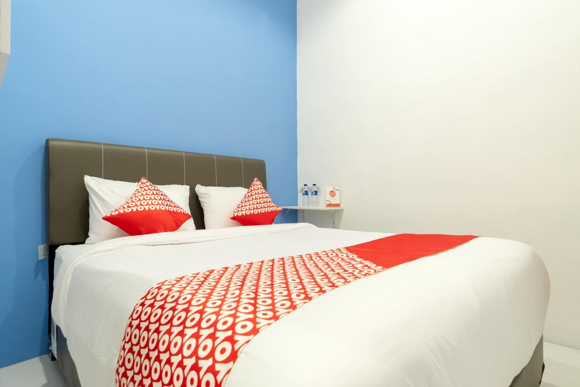 Super Oyo 839 Royal Guest House Medan Ngoại thất bức ảnh