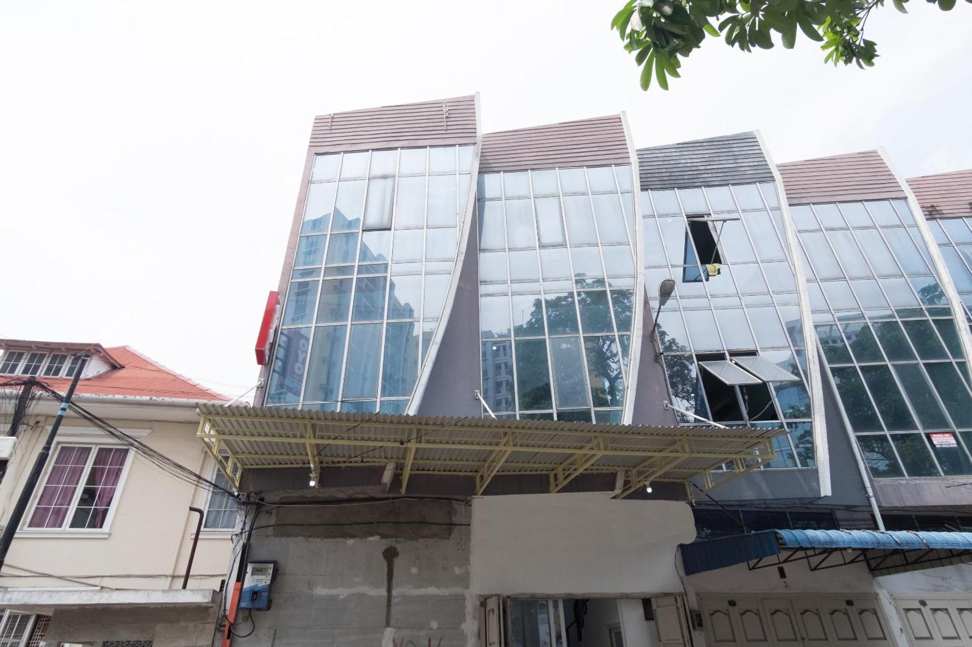Super Oyo 839 Royal Guest House Medan Ngoại thất bức ảnh